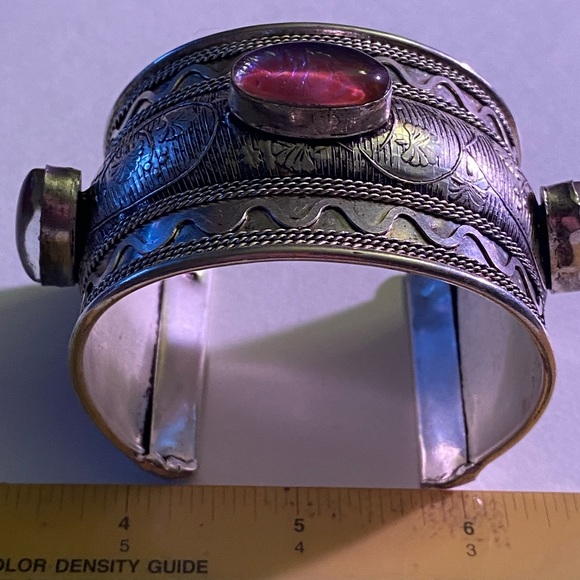 Fantastic Sterling Cuff Bracelet - Picture 4 of 9